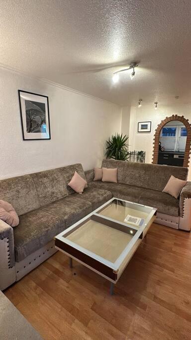 Top 3 Zimmer Appartment Bei Der Schalke Arena, Sport Und Natur Naehe Dortmund Essen Duesseldorf Oberhausen Gelsenkirchen Exterior foto